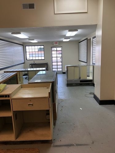 Free Standing Retail Building for Sale: 7103 Clinton Hwy, Powell, TN 37849